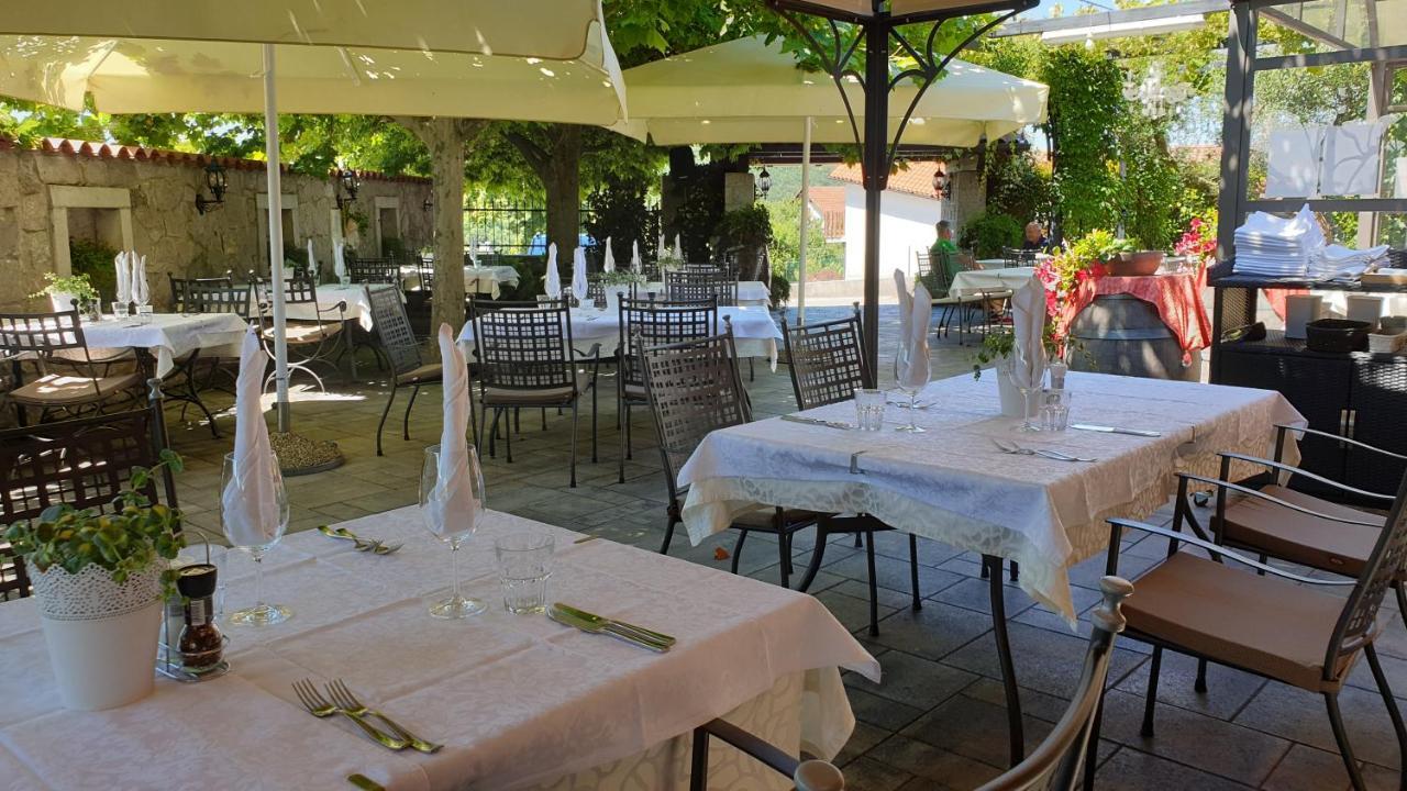 Hotel Grahor Sežana Buitenkant foto