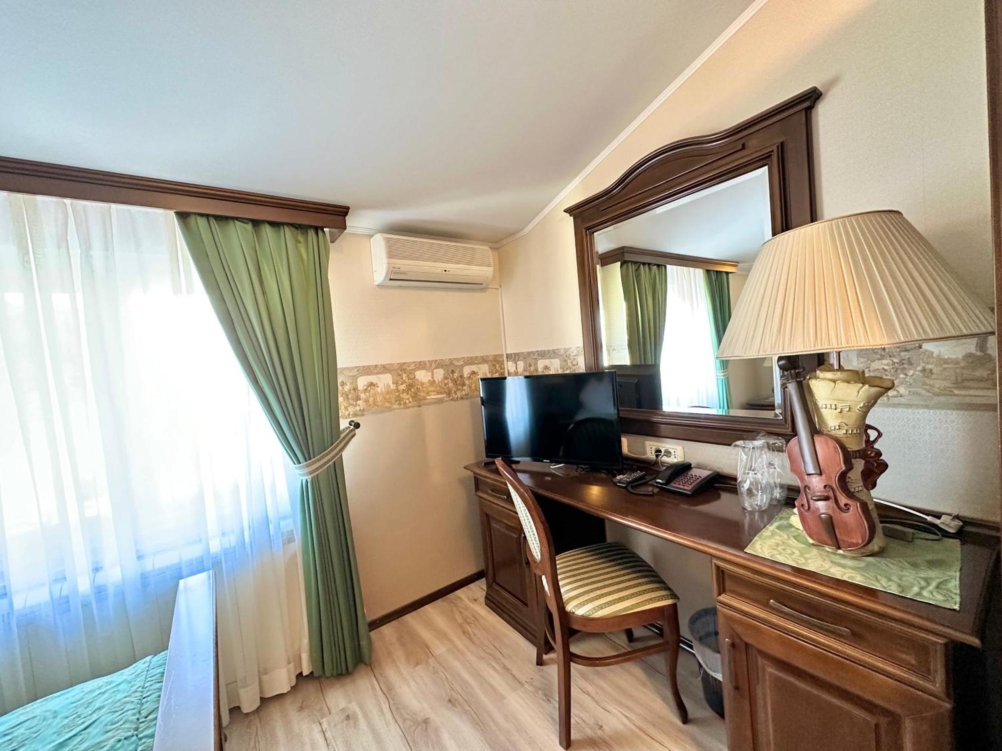 Hotel Grahor Sežana Kamer foto